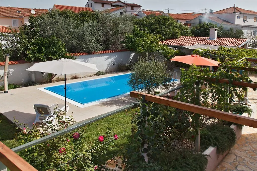 Casa de Férias Villa Luna Sutomiscica Croácia